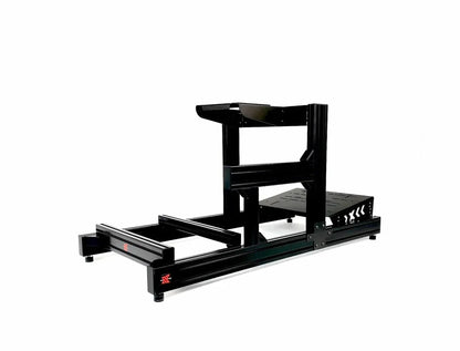 SimXPro R80 GT simracing cockpit med sort ramme og justerbare funktioner, klar til simracing setup.