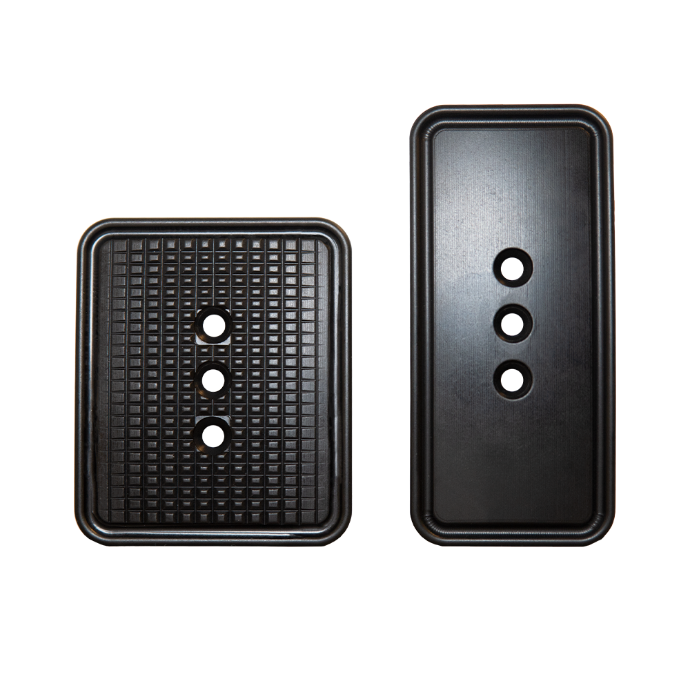 Asetek Racing Forte pedal face plates til simracing pedal tilbehør, sort uden baggrund, med metalfinish og monteringshuller