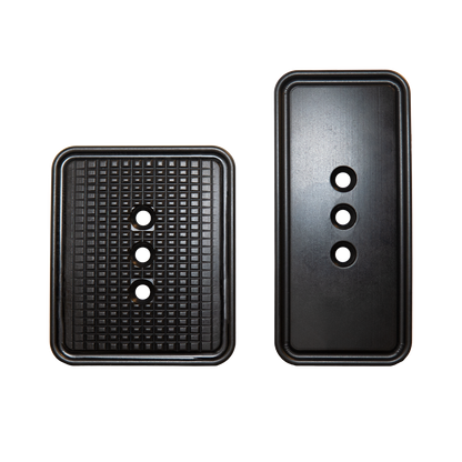 Asetek Racing Forte pedal face plates til simracing pedal tilbehør, sort uden baggrund, med metalfinish og monteringshuller