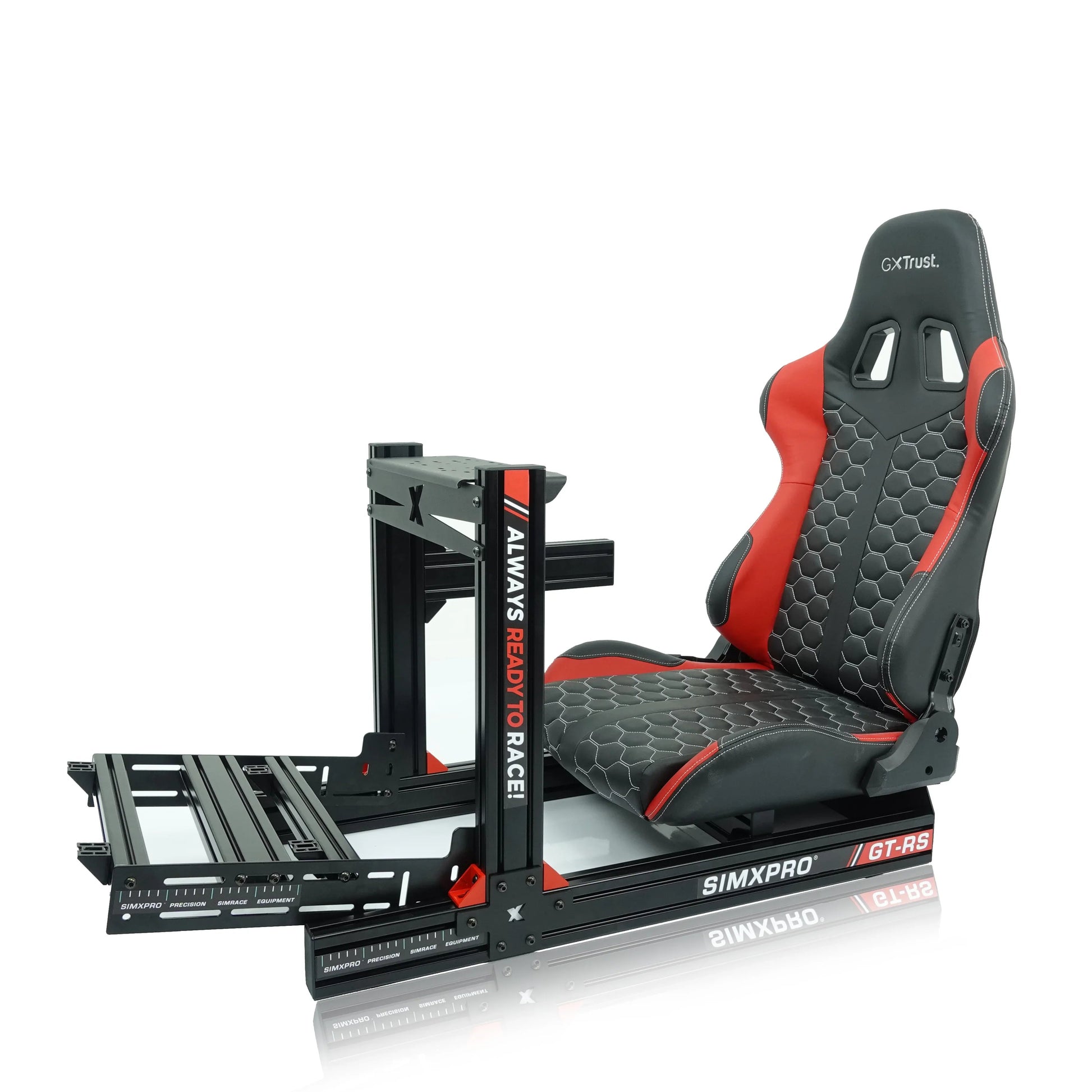 SimXPro GT RS simracer cockpit med sort metalramme, styrstang og pedalplatform, designet til realistisk simracingoplevelse